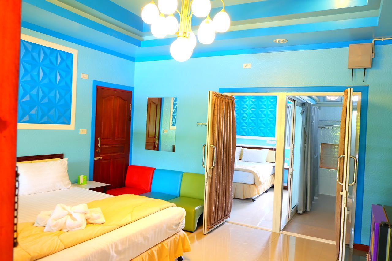 Rak Kun Resort 2 Nakhon Sawan Extérieur photo