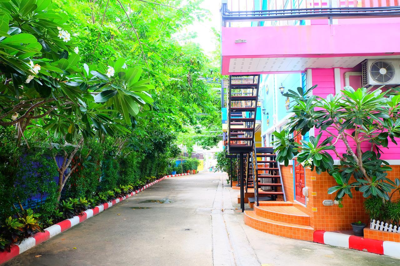 Rak Kun Resort 2 Nakhon Sawan Extérieur photo