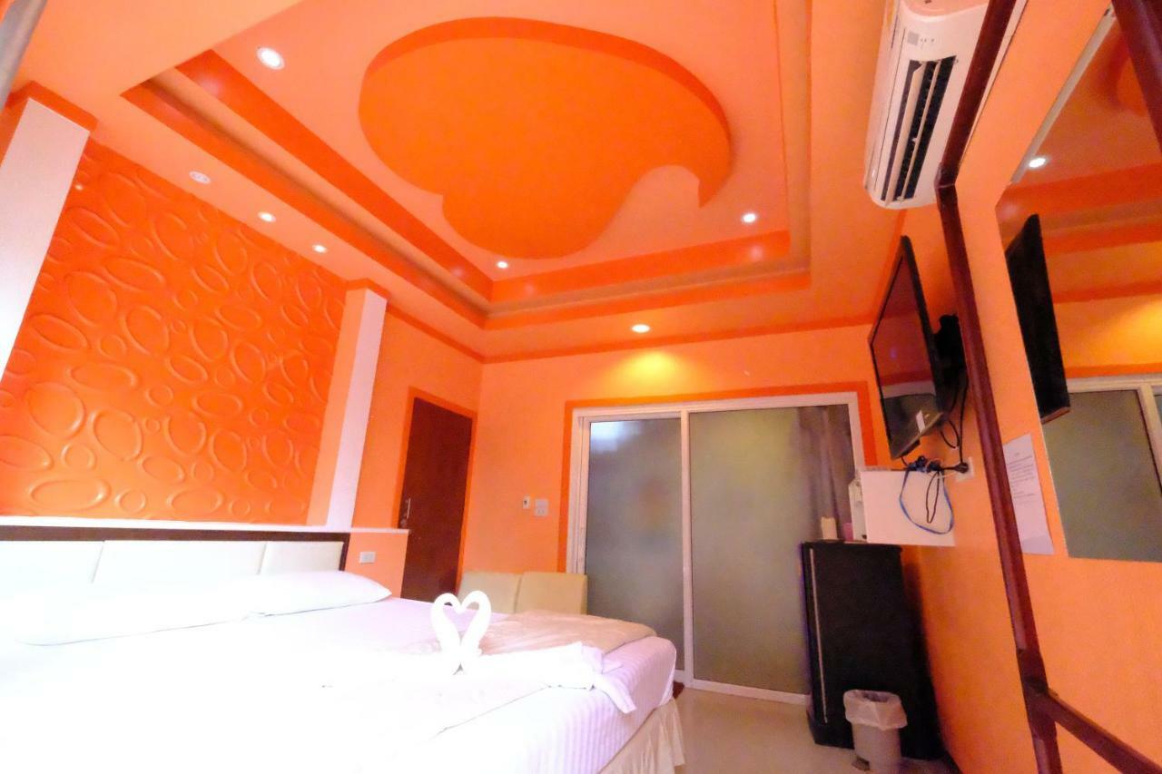 Rak Kun Resort 2 Nakhon Sawan Extérieur photo