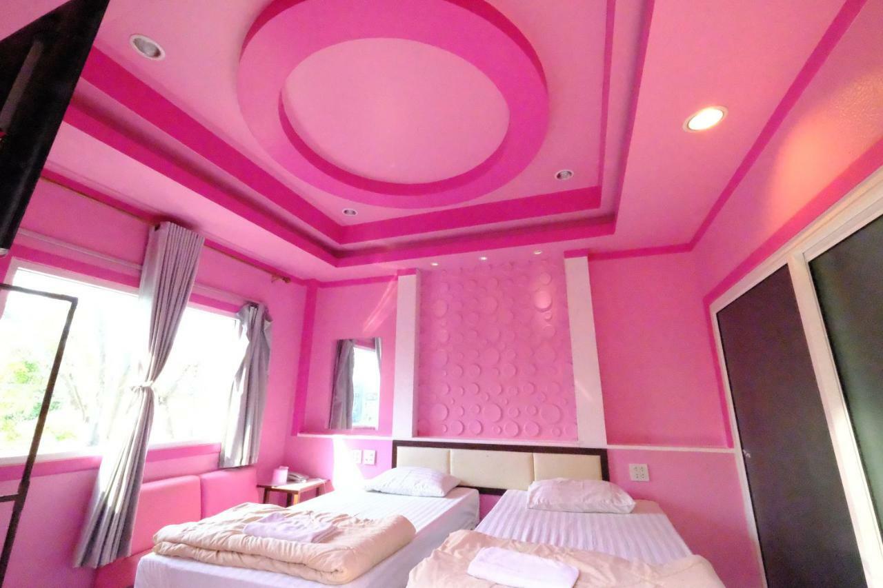 Rak Kun Resort 2 Nakhon Sawan Extérieur photo